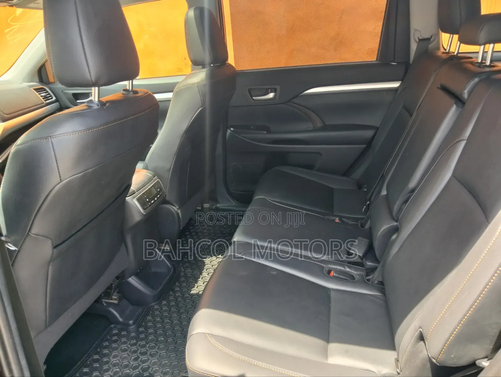 Toyota Highlander XLE 2019 Maroon