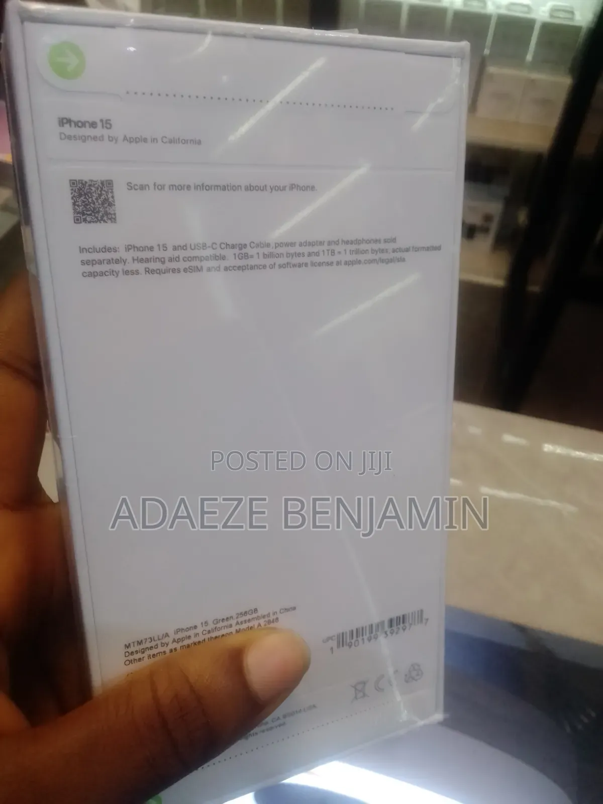 New Apple iPhone 15 256 GB Green