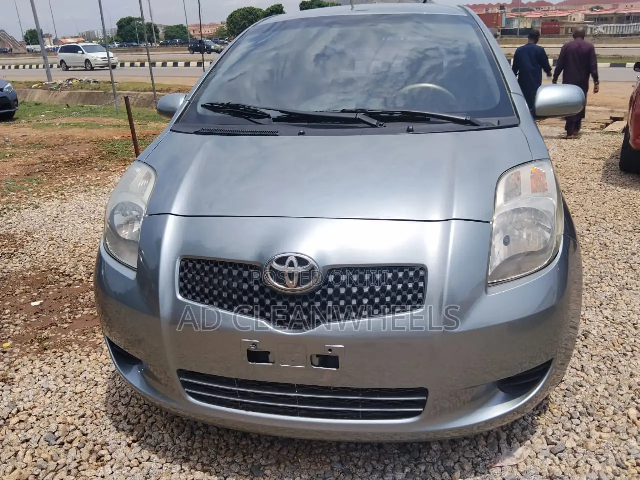 Toyota Yaris 2009 Silver