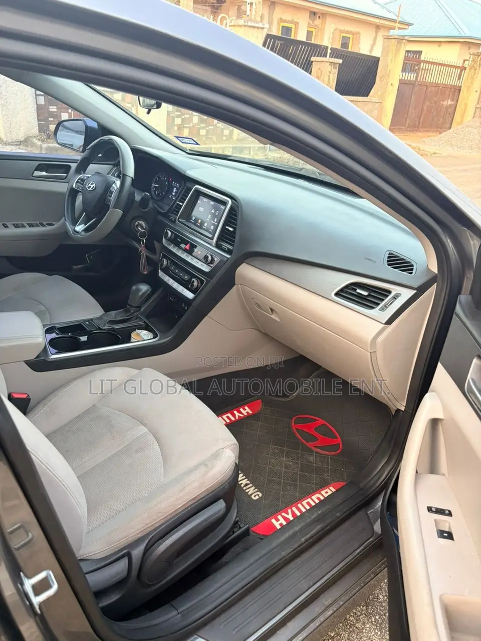 Hyundai Sonata SE 2018 Gray