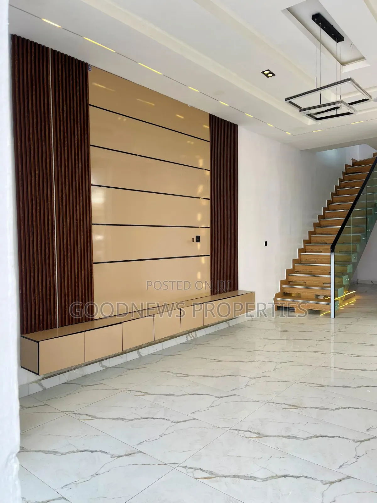 4bdrm Duplex in Ikota Gra Extension for sale