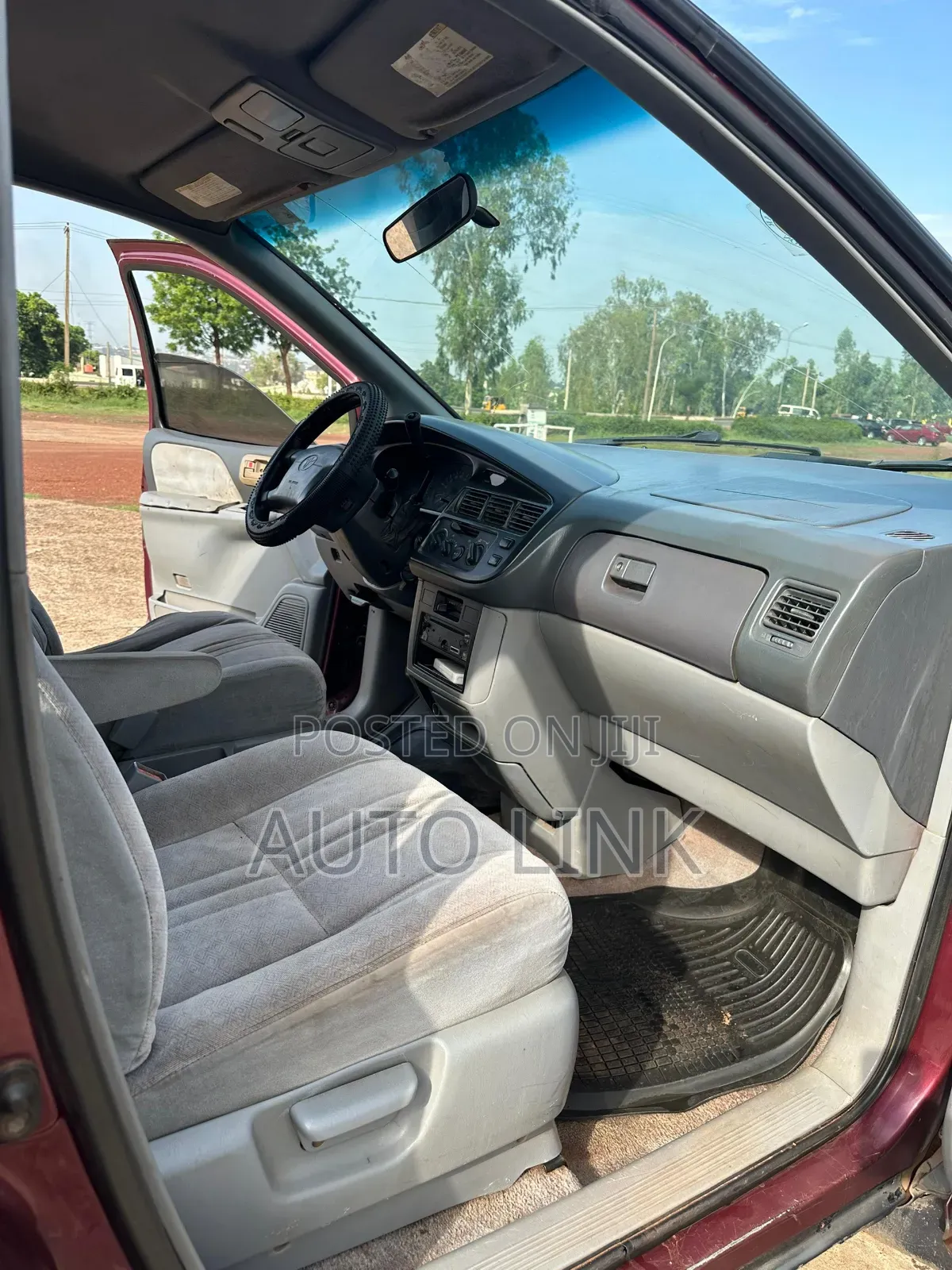 Toyota Sienna CE 1999 Red