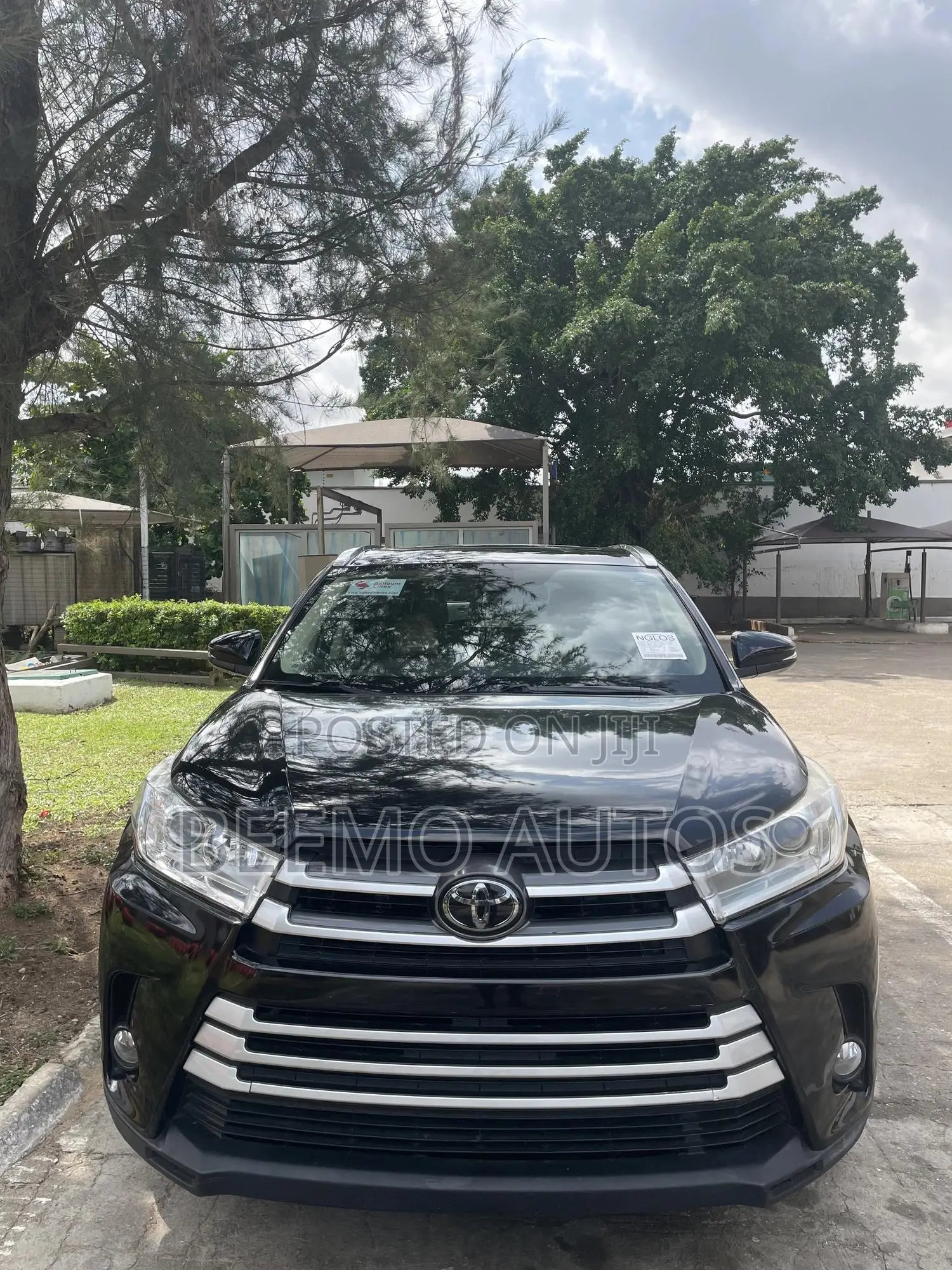 Toyota Highlander XLE 4x2 V6 (3.5L 6cyl 8A) 2018 Black