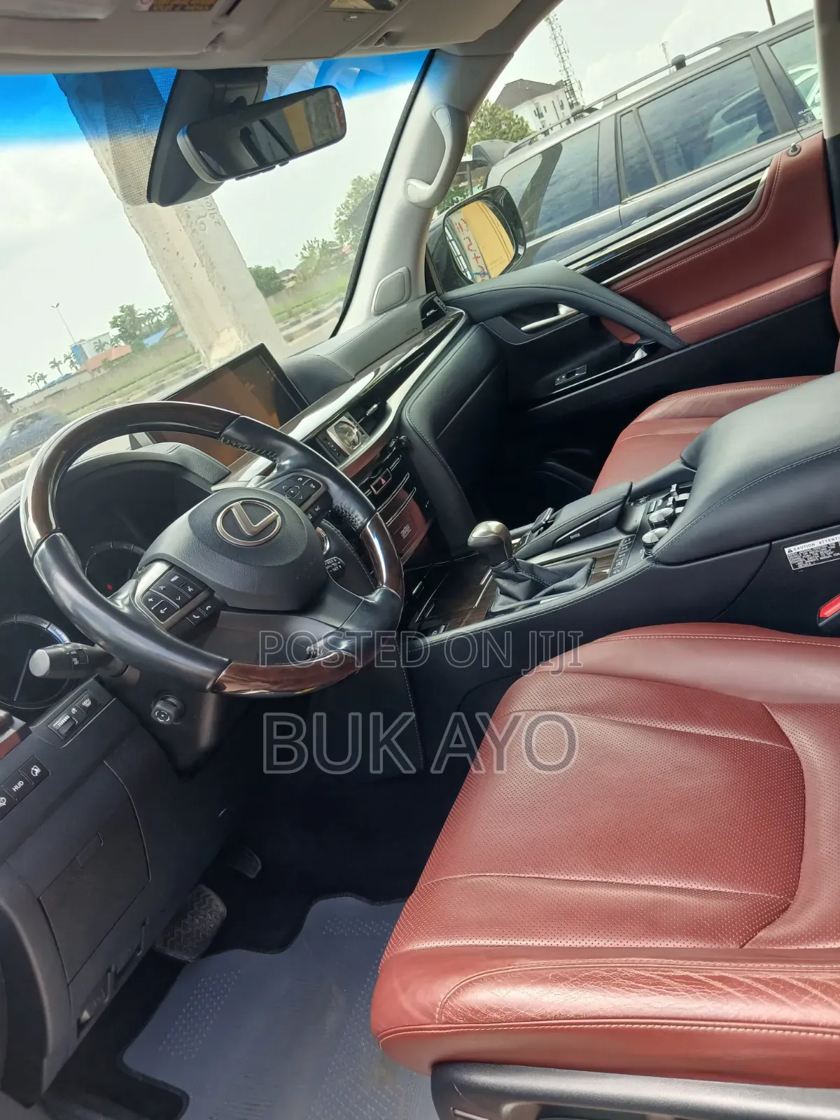 Lexus LX 570 (5 seats) AWD 2018 Gray