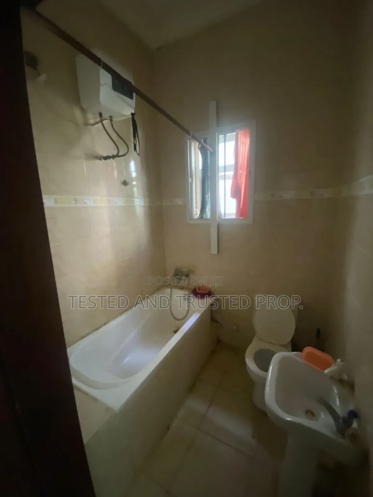 1bdrm Apartment in Chevron for rent