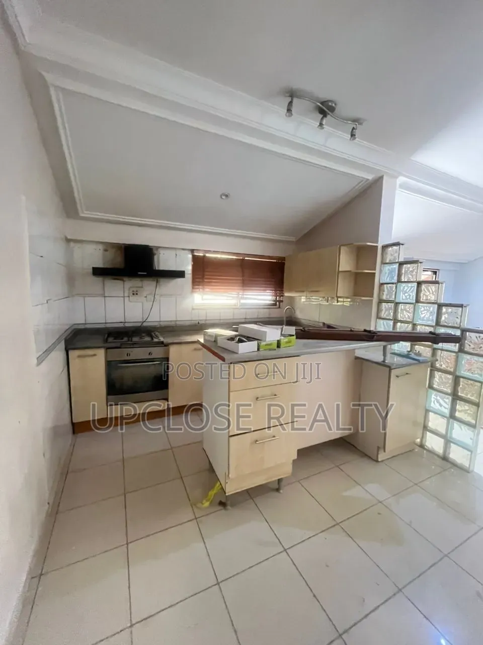 1bdrm Block of Flats in Utako for rent