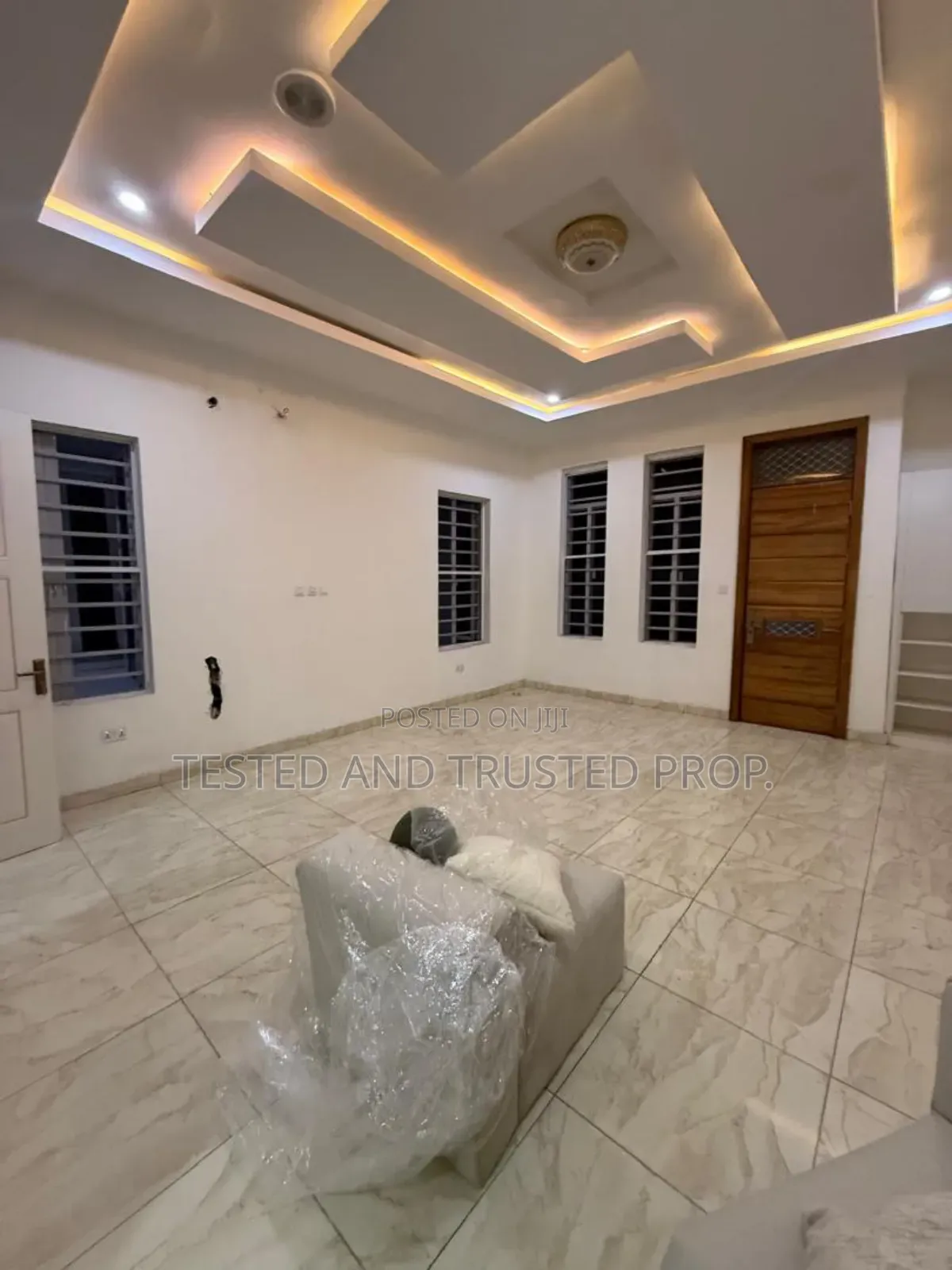 1bdrm Apartment in Oral Estate, Chevron for rent