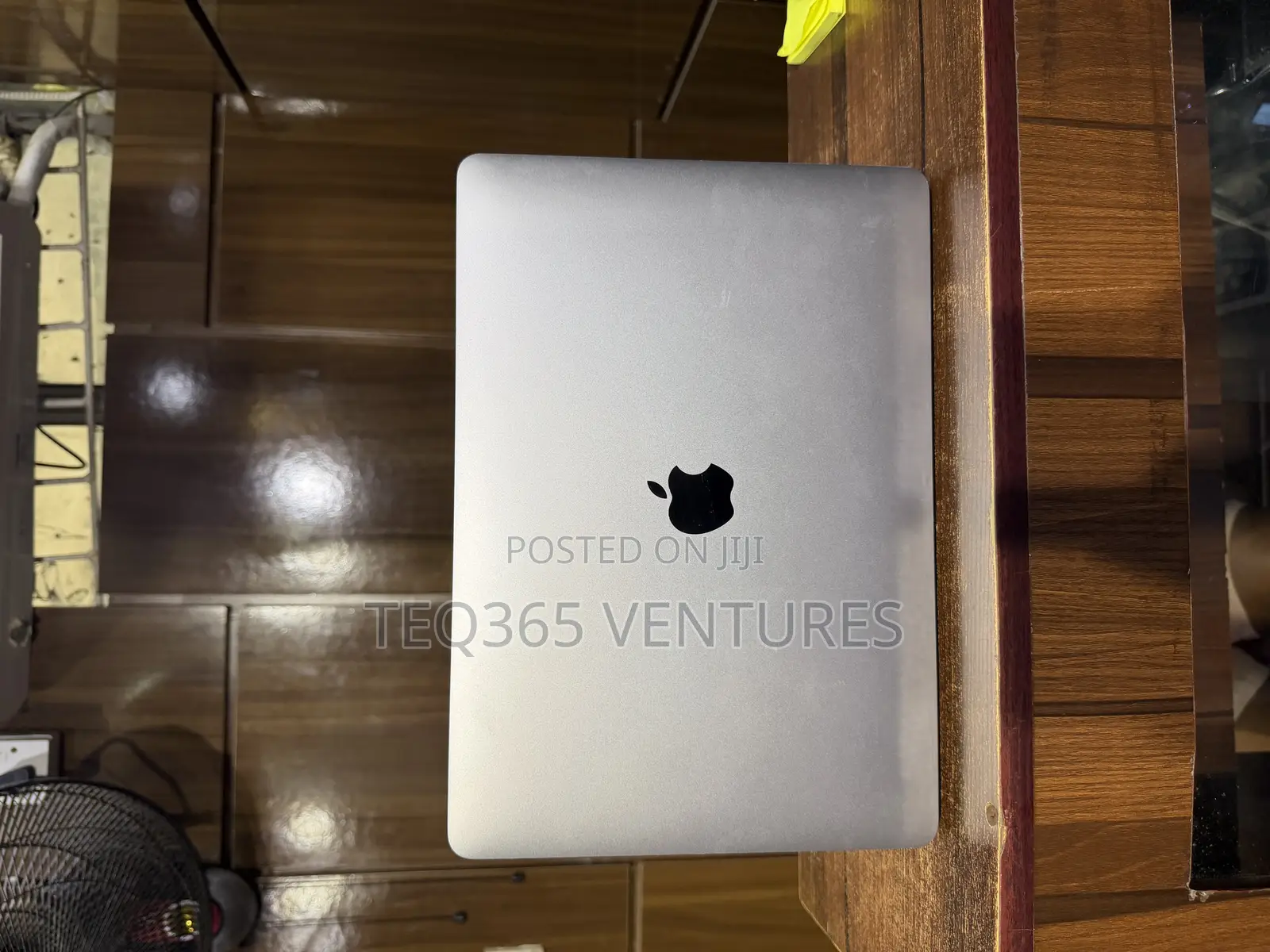 Laptop Apple MacBook Pro 2020 16GB Intel Core i5 SSD 512GB