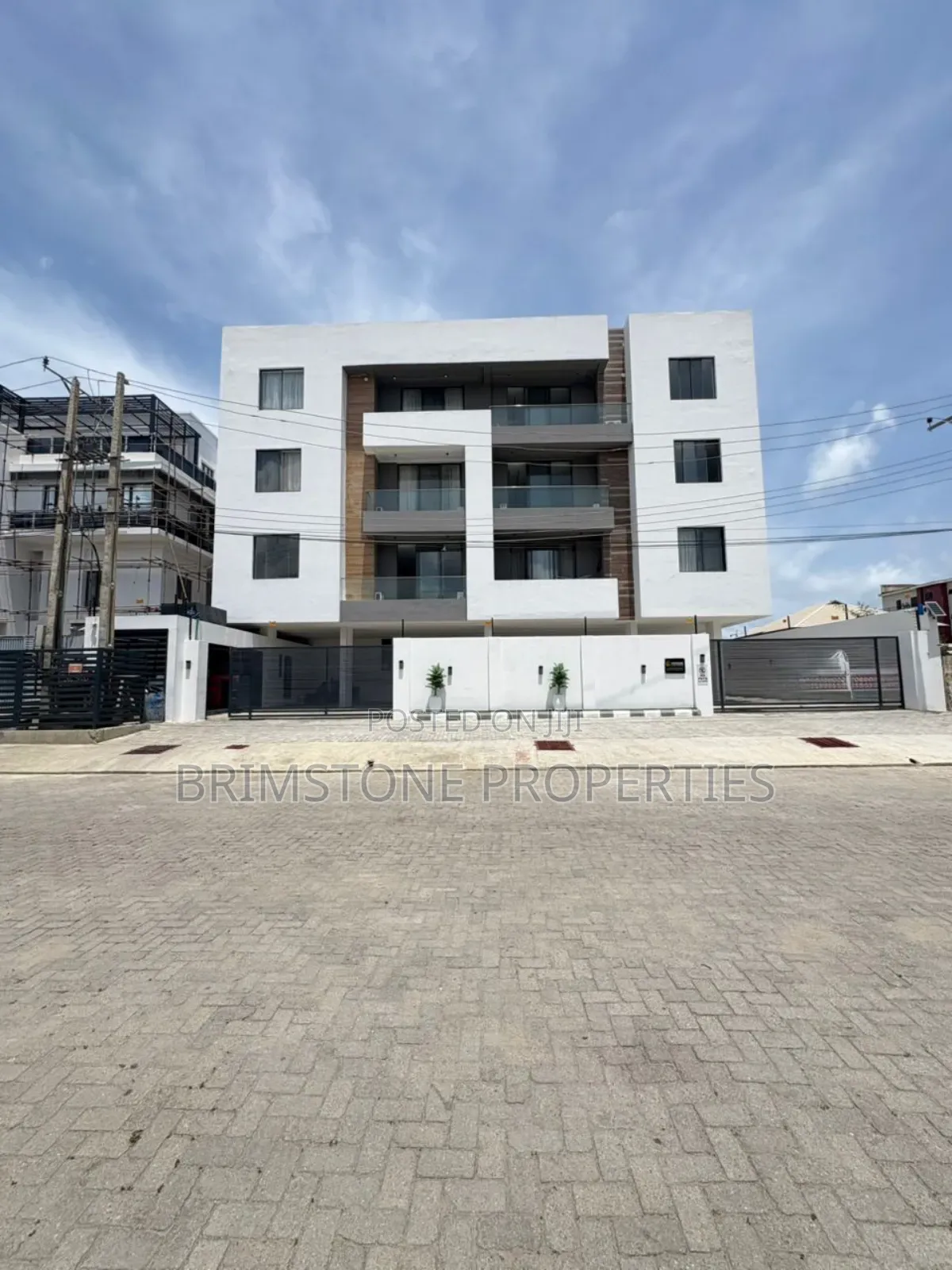 Furnished 2bdrm Apartment in Victoria Island for sale