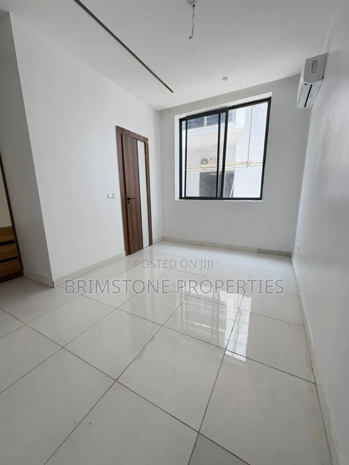 Furnished 2bdrm Apartment in Victoria Island for sale
