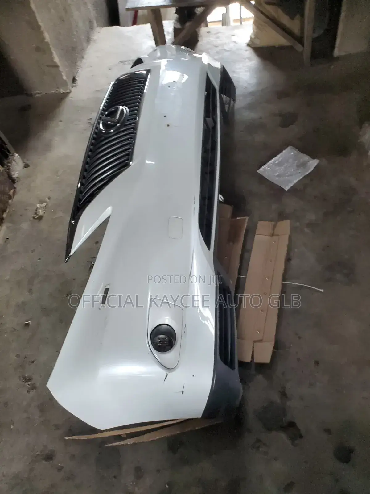 Complet Bumper Rx350,2010