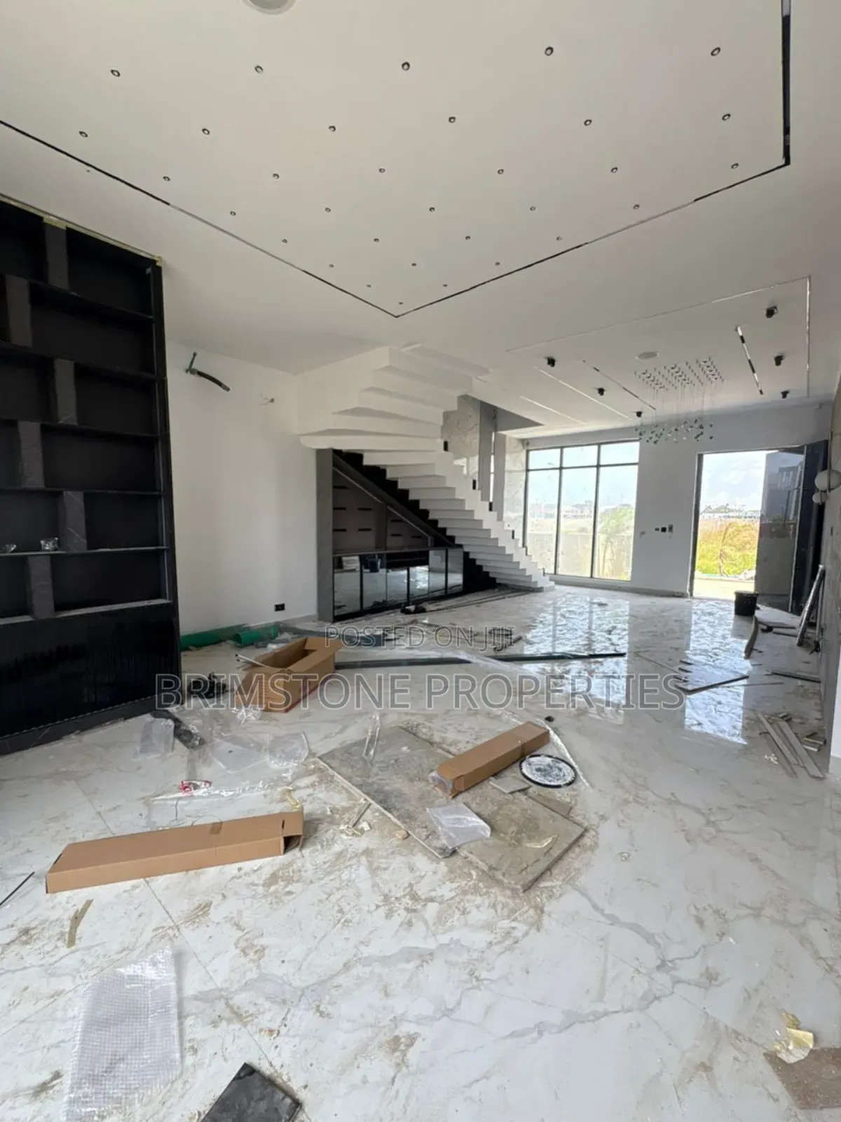 Furnished 5bdrm Duplex in Lekki Phase 1 for sale