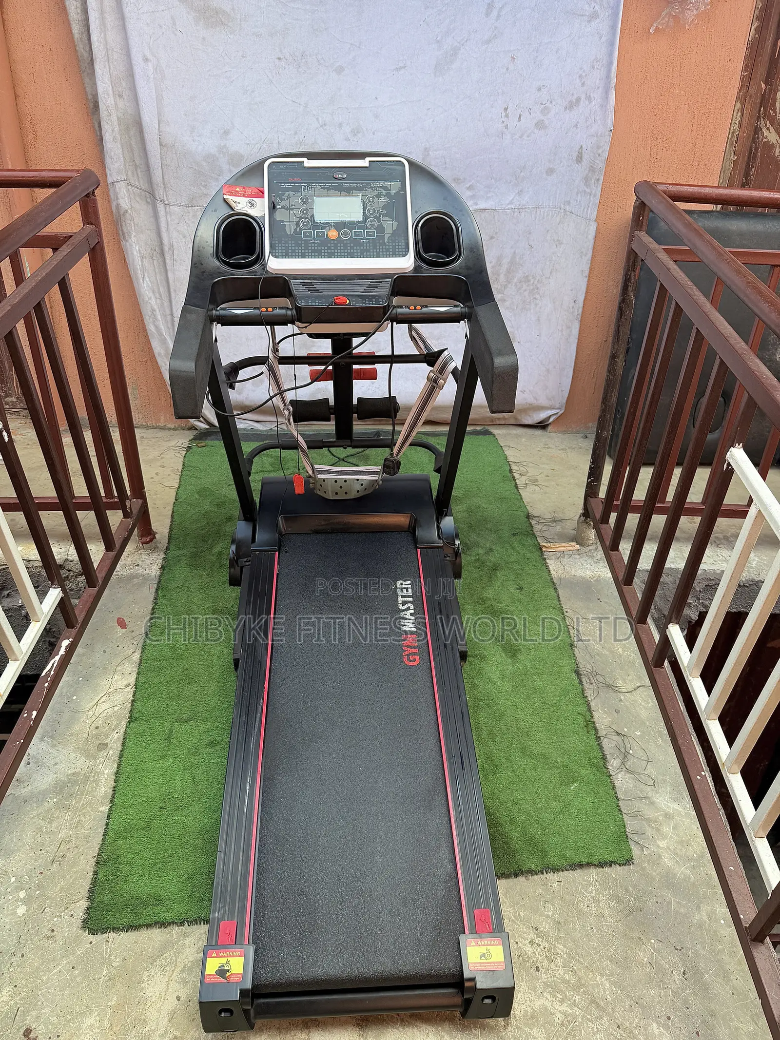 4hp Gym Master Treadmill With Auto Incline and Massager