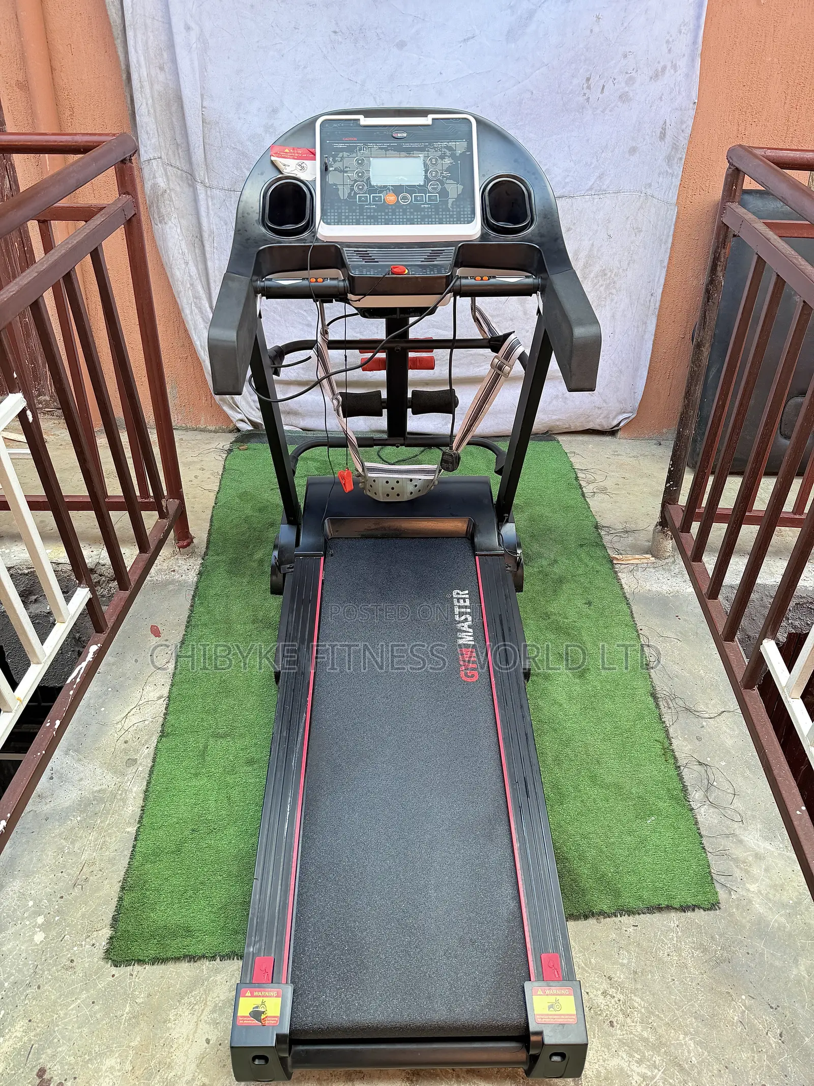 4hp Gym Master Treadmill With Auto Incline and Massager