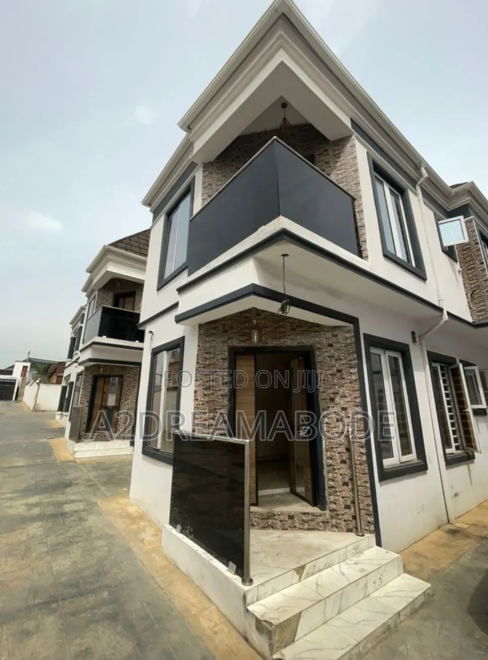 3bdrm Duplex in Opp. Omole Phase 1, Berger for rent