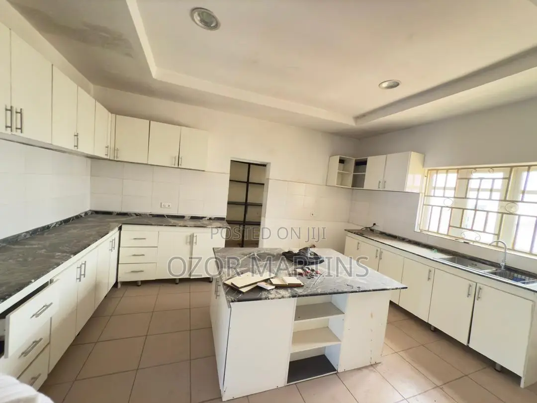 3bdrm Apartment in Wuye for rent