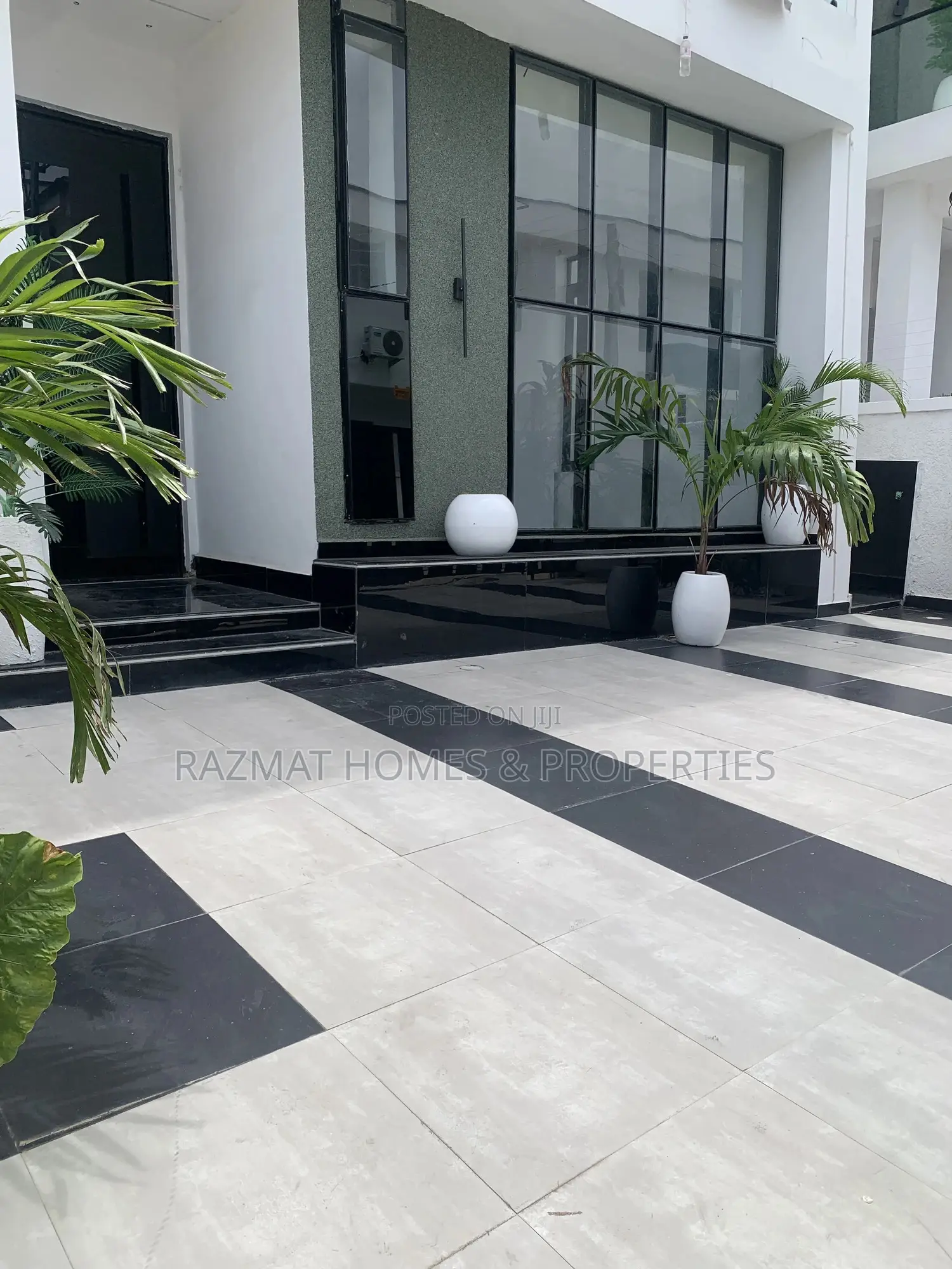 4bdrm Duplex in Ado / Ajah for sale