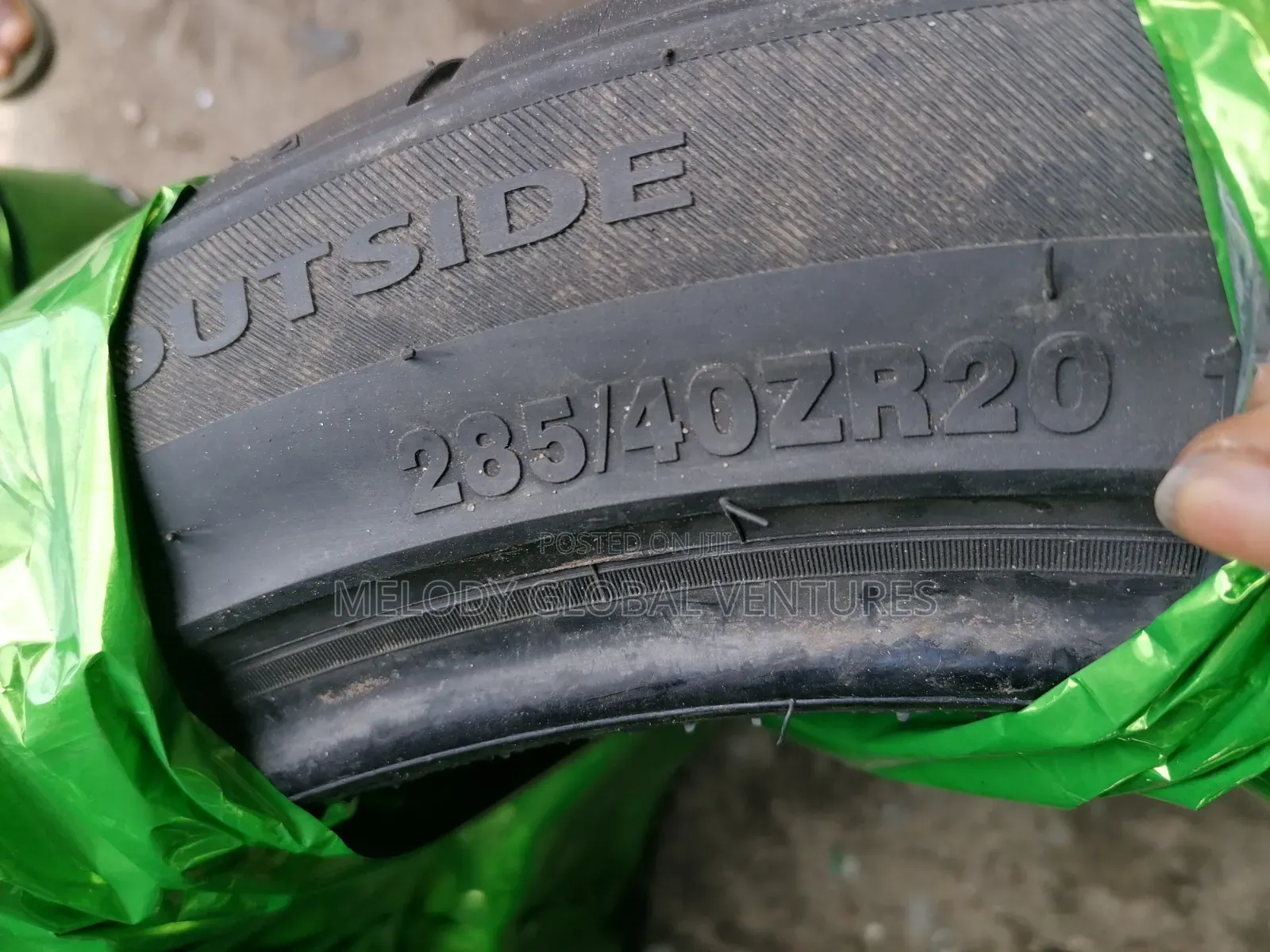 285/40r20 255/45r20 Front and Back Tyres High Performance Tire