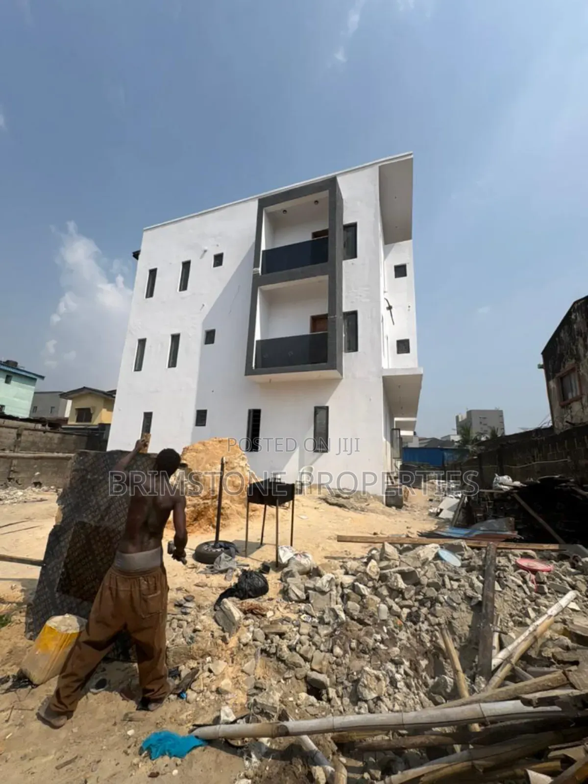 Furnished 2bdrm Apartment in Osapa london for sale