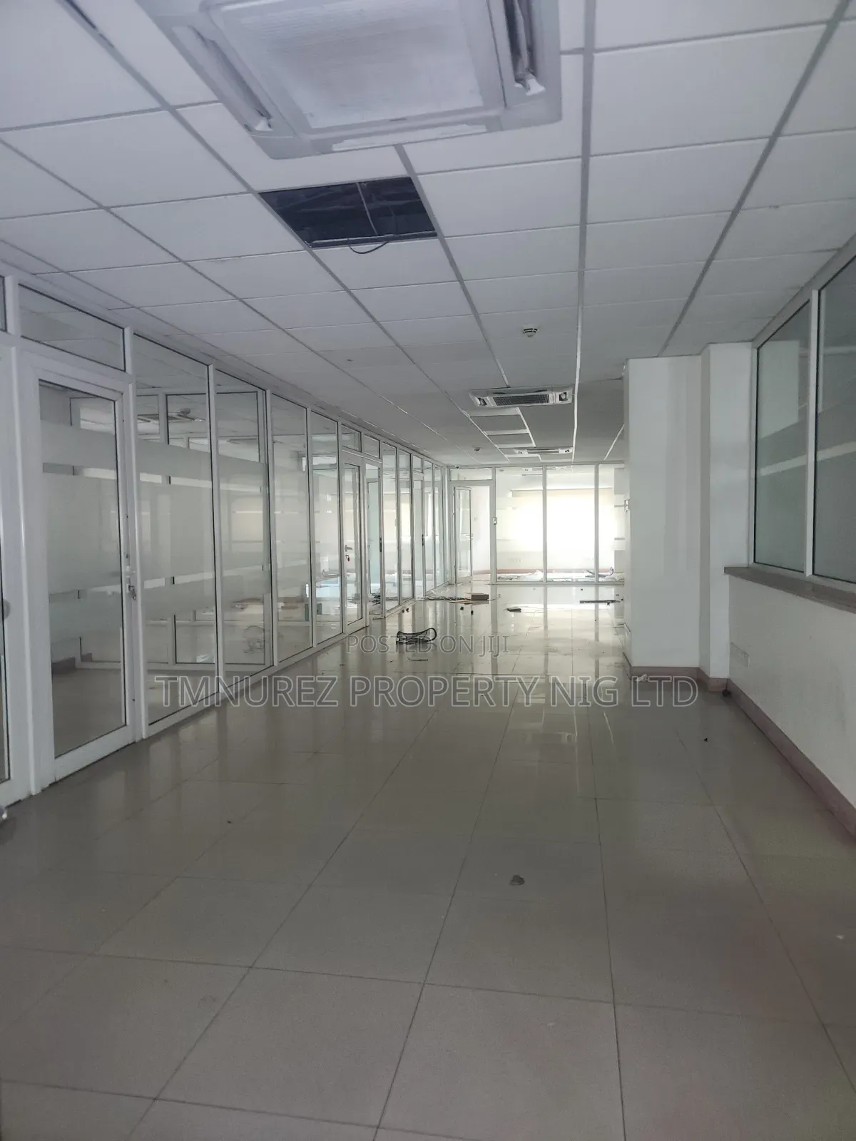 Standard Office Space for Rent Vi