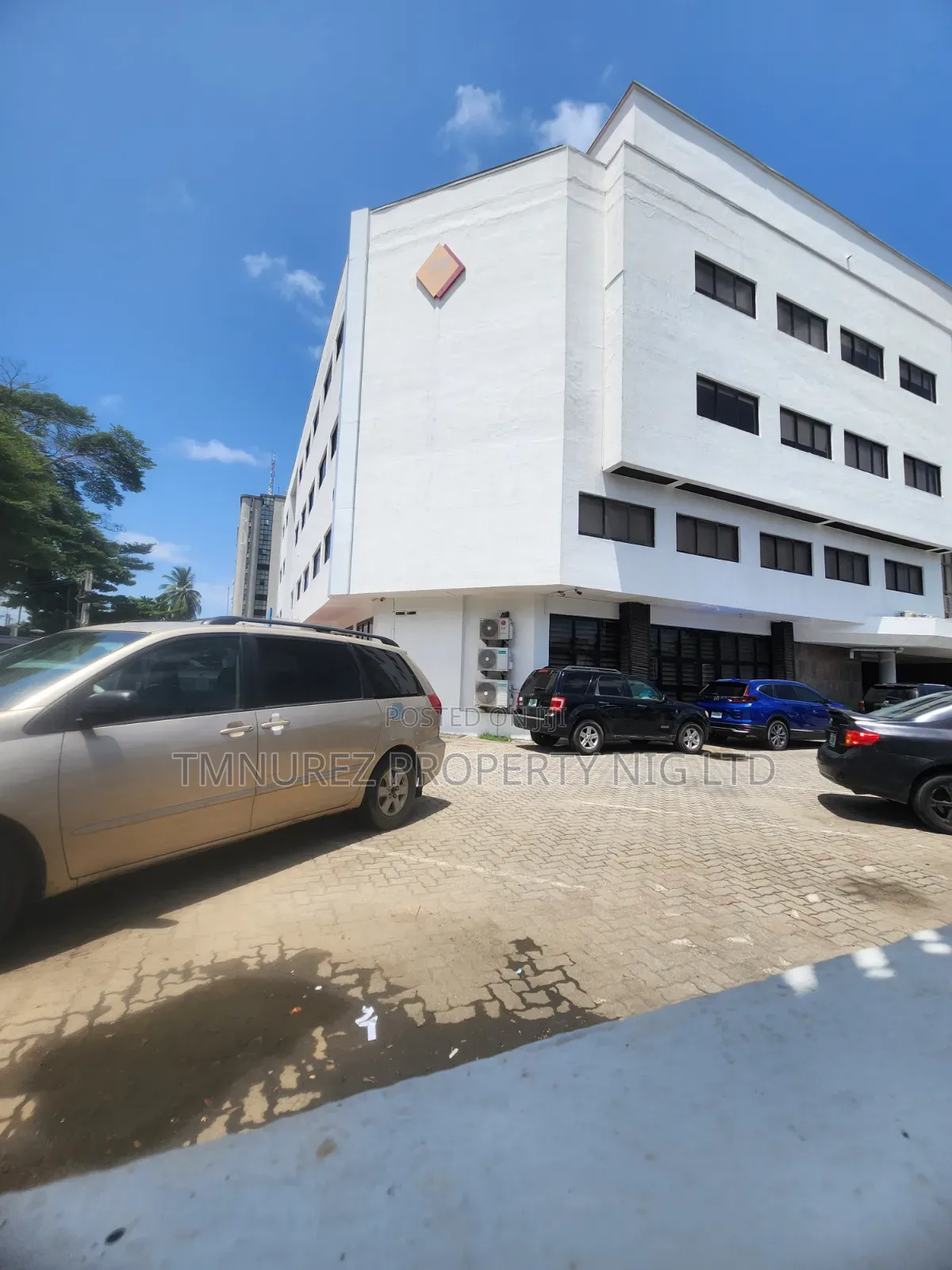 Standard Office Space for Rent Vi