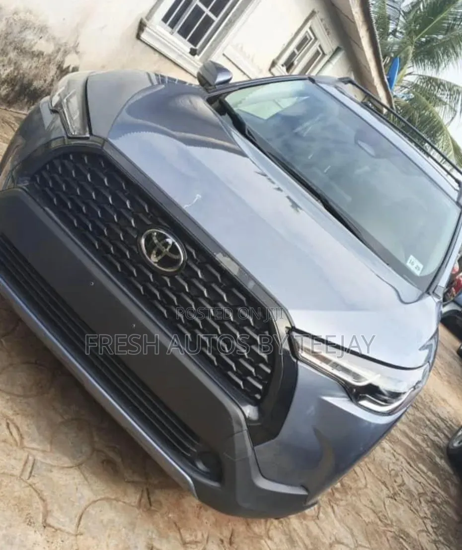 New Toyota Corolla Cross 2025 Blue