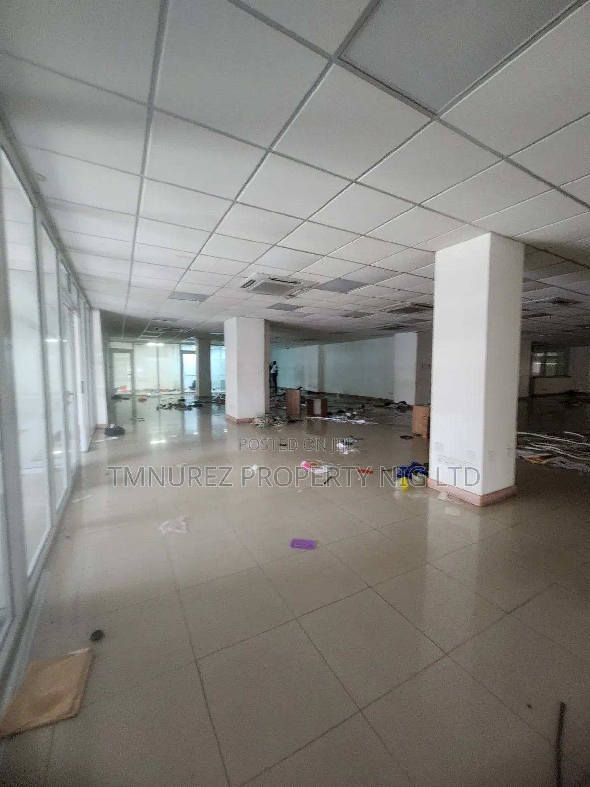 Standard Office Space for Rent Vi