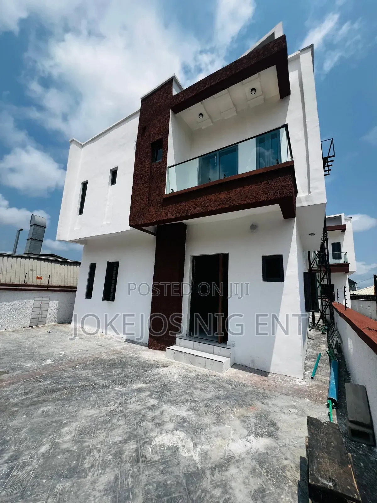 5bdrm Duplex in Abijo Jra for sale