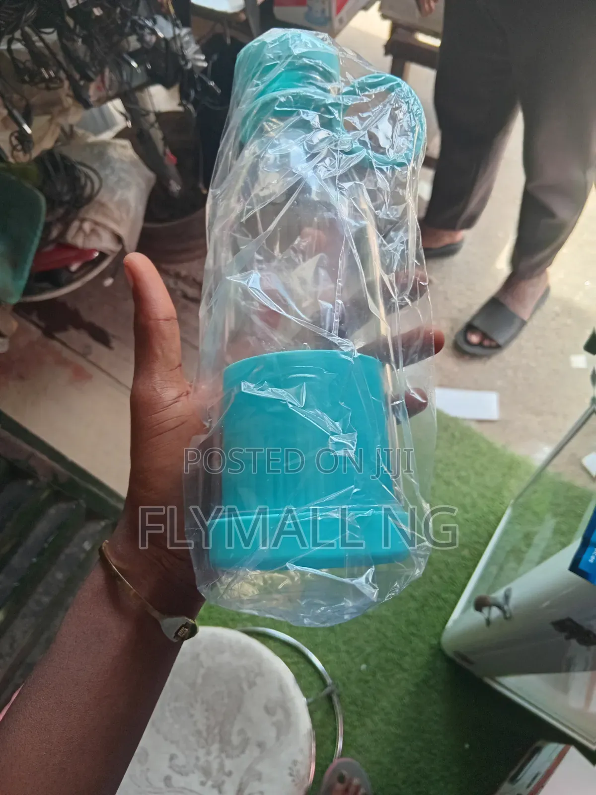Portable Mini Rechargeable Juice Blender