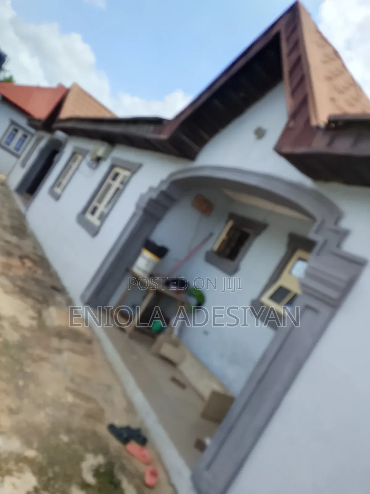 Furnished 7bdrm Block of Flats in Oluyika Estate, Igbogbo for sale