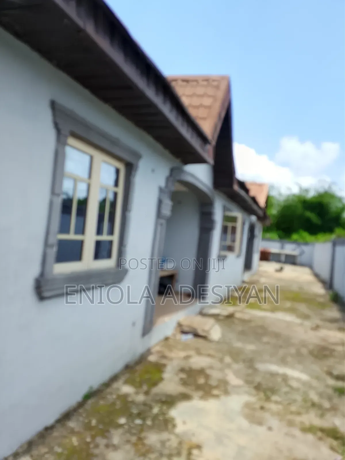 Furnished 7bdrm Block of Flats in Oluyika Estate, Igbogbo for sale