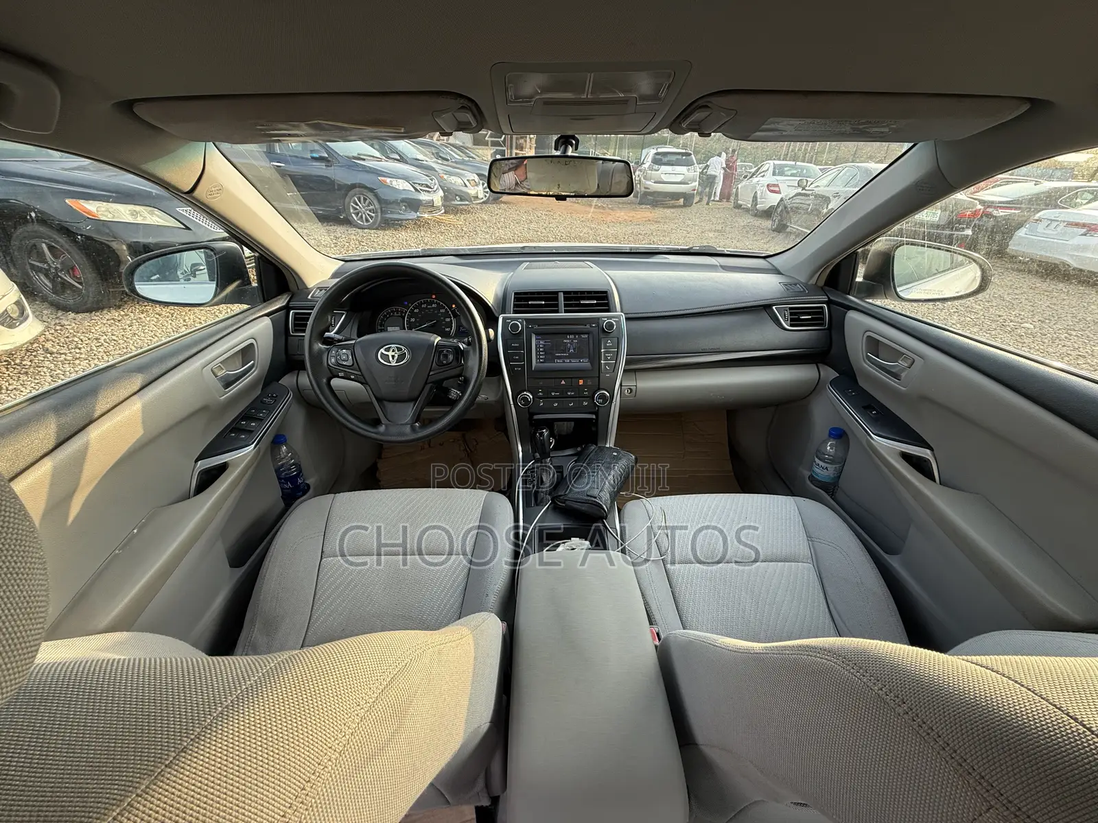 Toyota Camry LE 4dr Sedan (2.5L 4cyl 6A) 2015 White