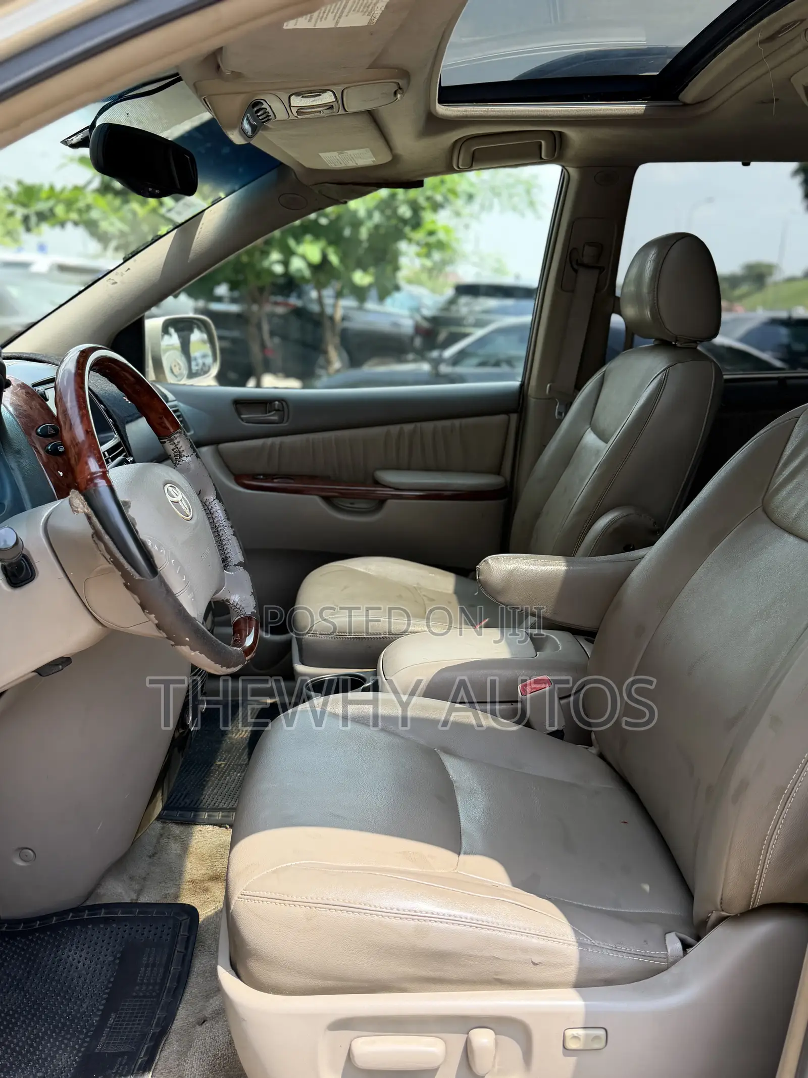Toyota Sienna XLE Limited 2005 Gold