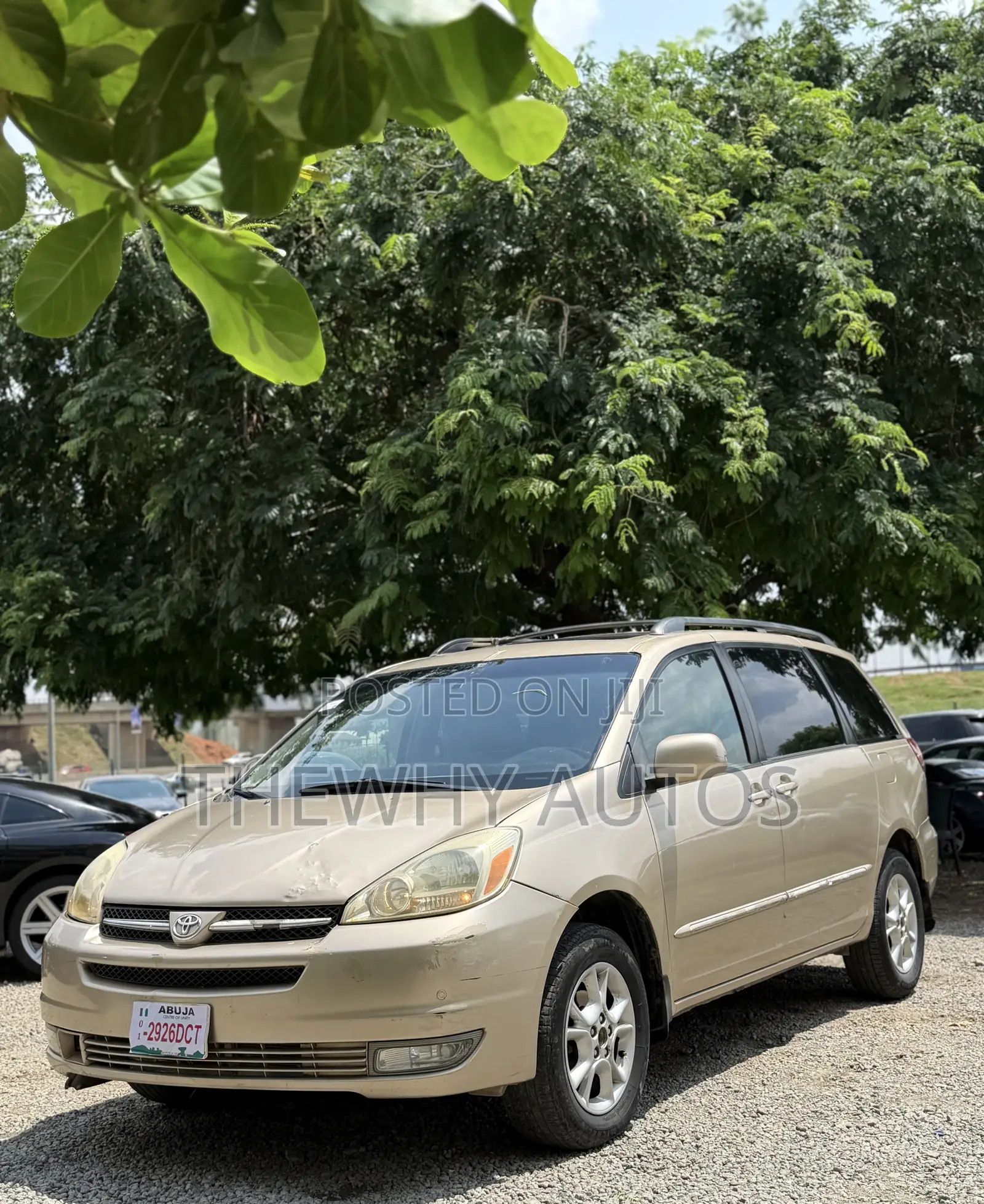 Toyota Sienna XLE Limited 2005 Gold