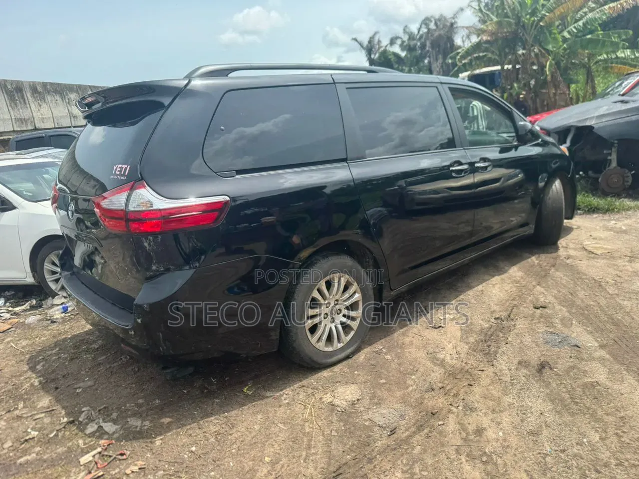 Toyota Sienna 2015 Black