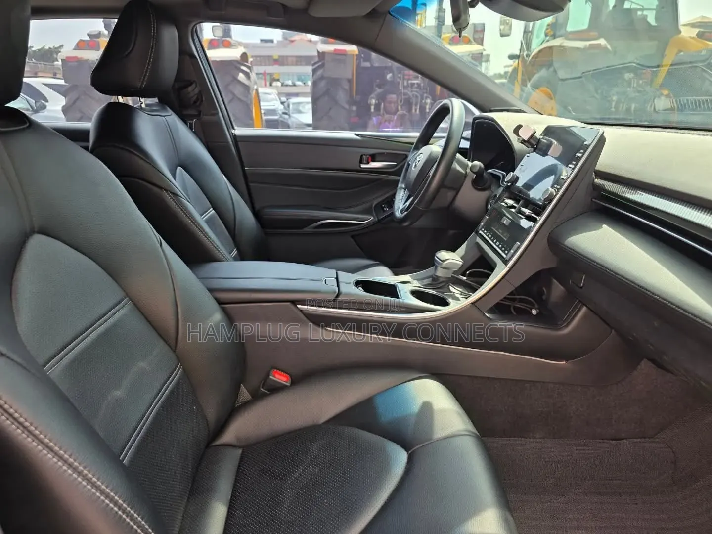 Toyota Avalon 2021 White