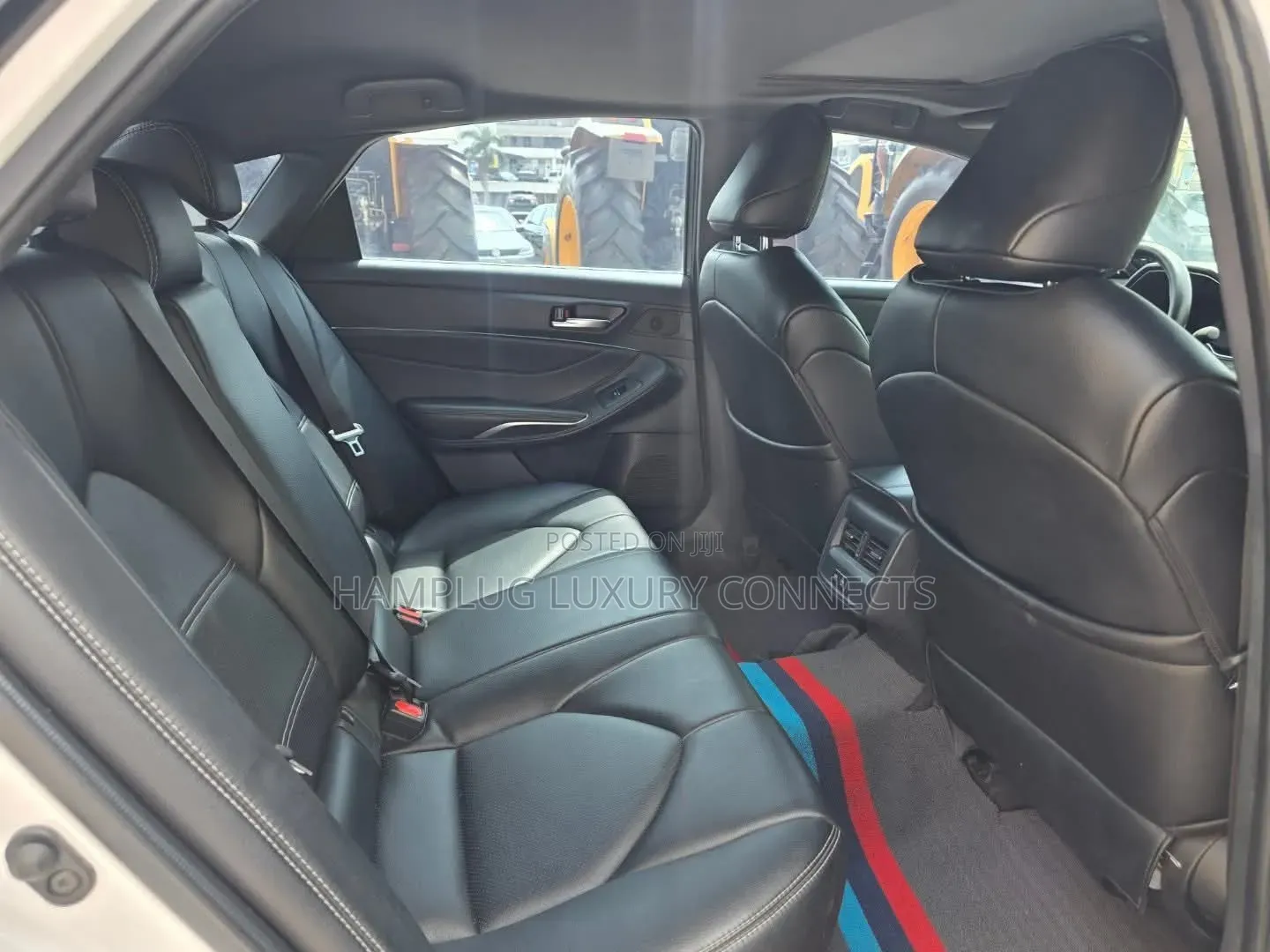 Toyota Avalon 2021 White