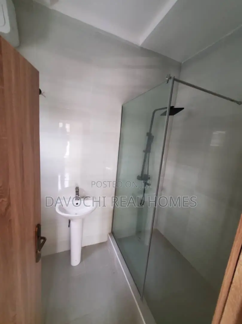 2bdrm Apartment in Ikate Lekki for rent