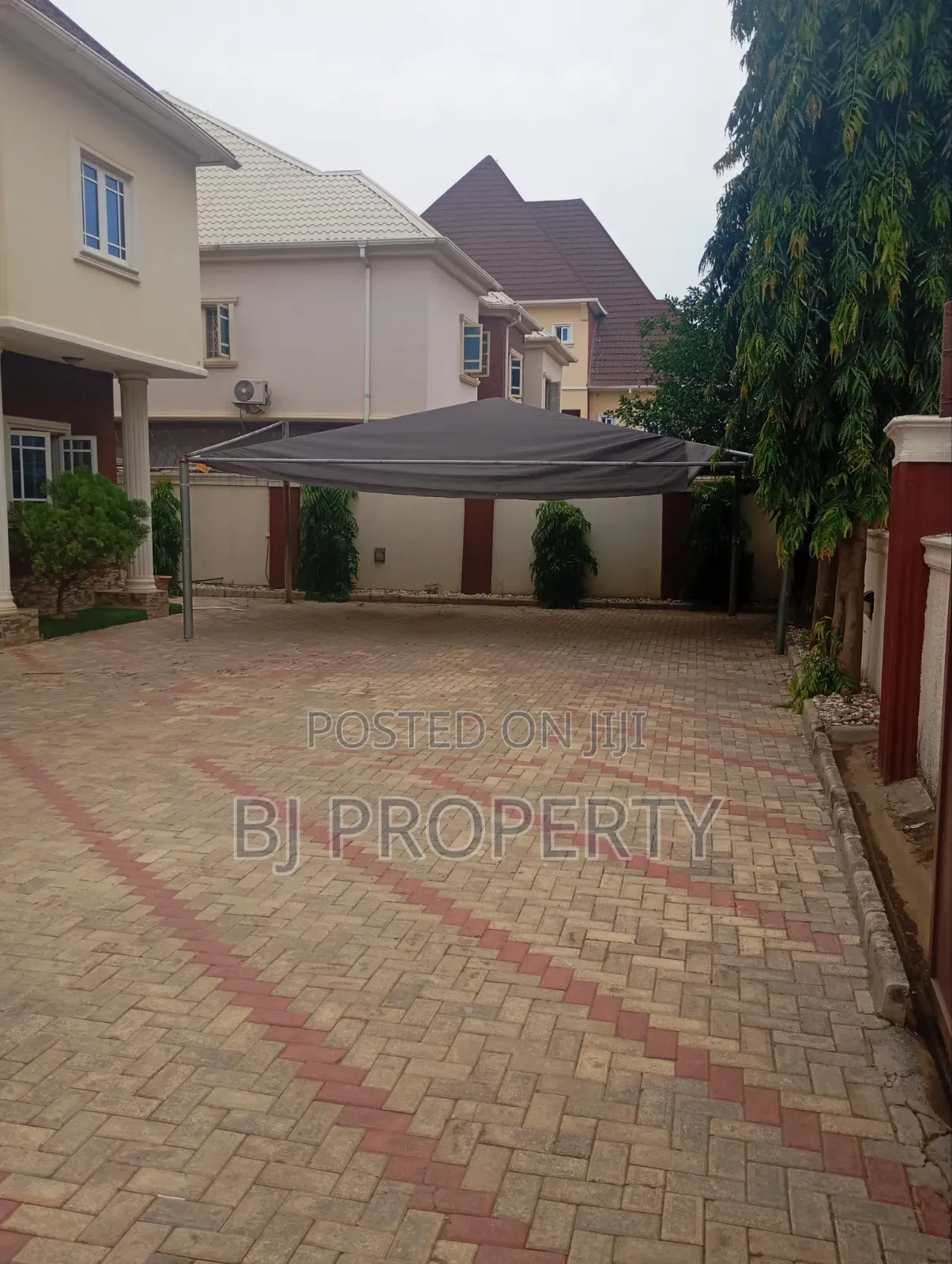 4bdrm Block of Flats in Hill View, Kubwa for rent