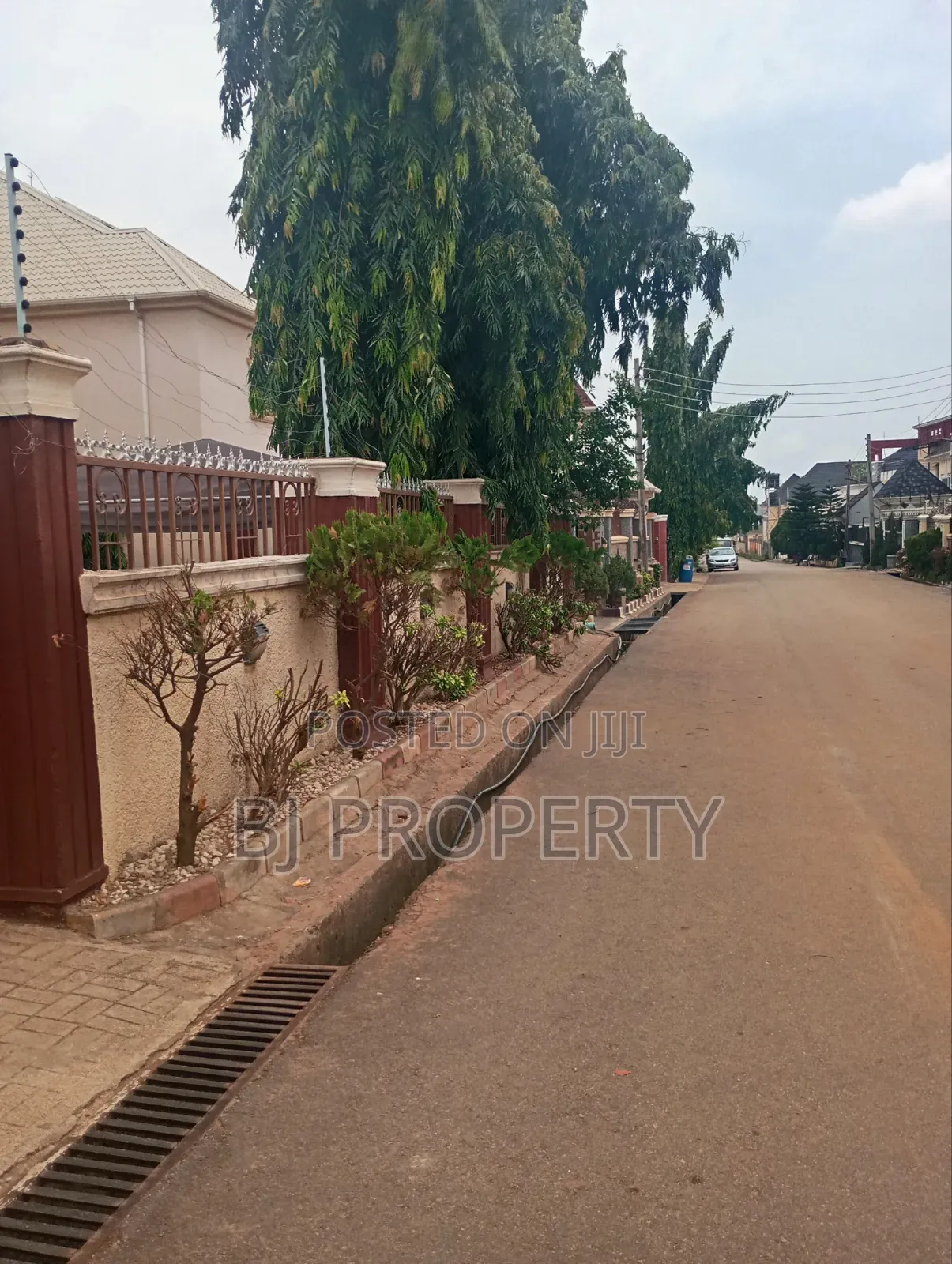 4bdrm Block of Flats in Hill View, Kubwa for rent