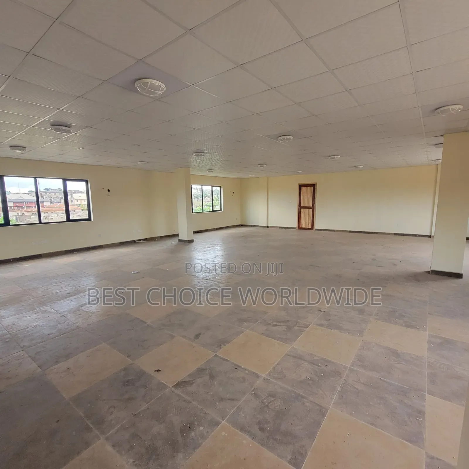 Large Space on Main Akobo Express