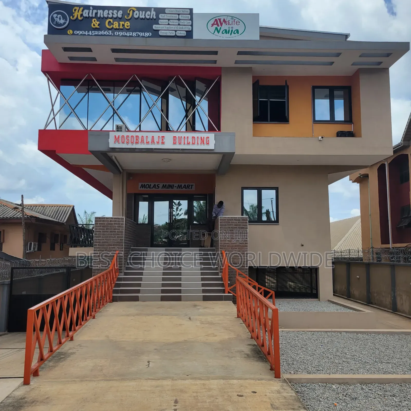 Large Space on Main Akobo Express