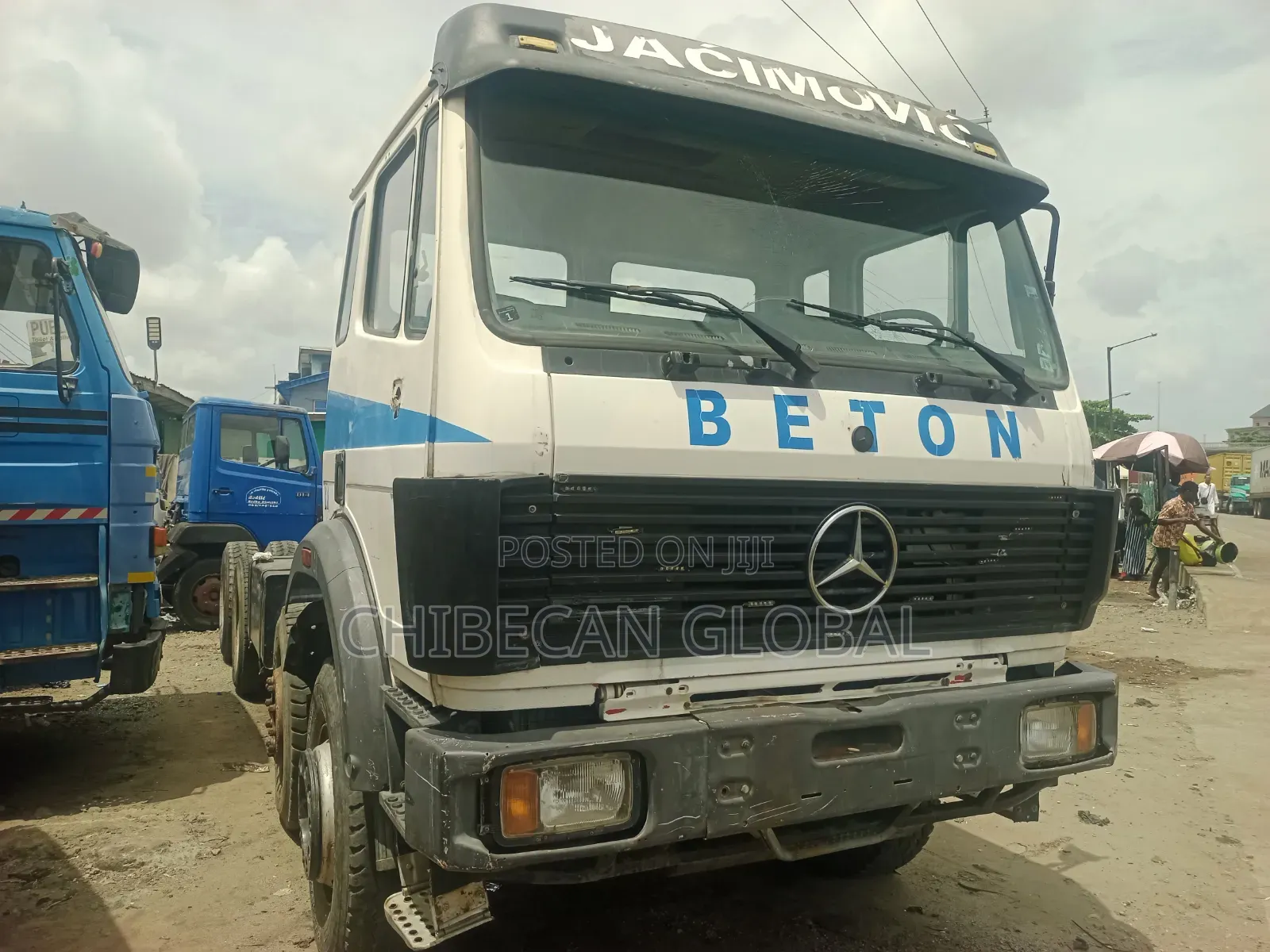 Mercedes Benz 3235 Truck (Cab and Chassis) 12 Tyres Tokunbo