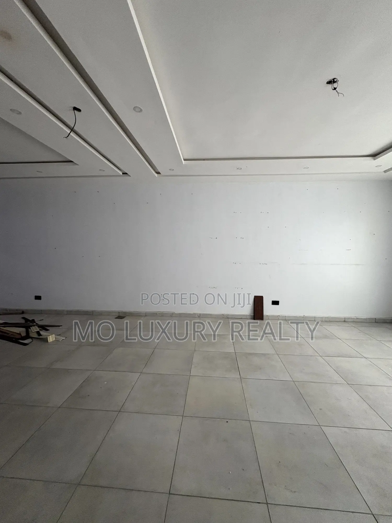 50sqm of Shop Space for Sale