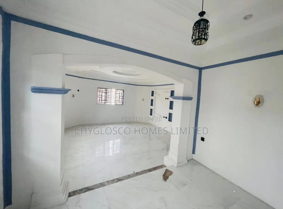 4bdrm Bungalow in Rukpokwu for sale