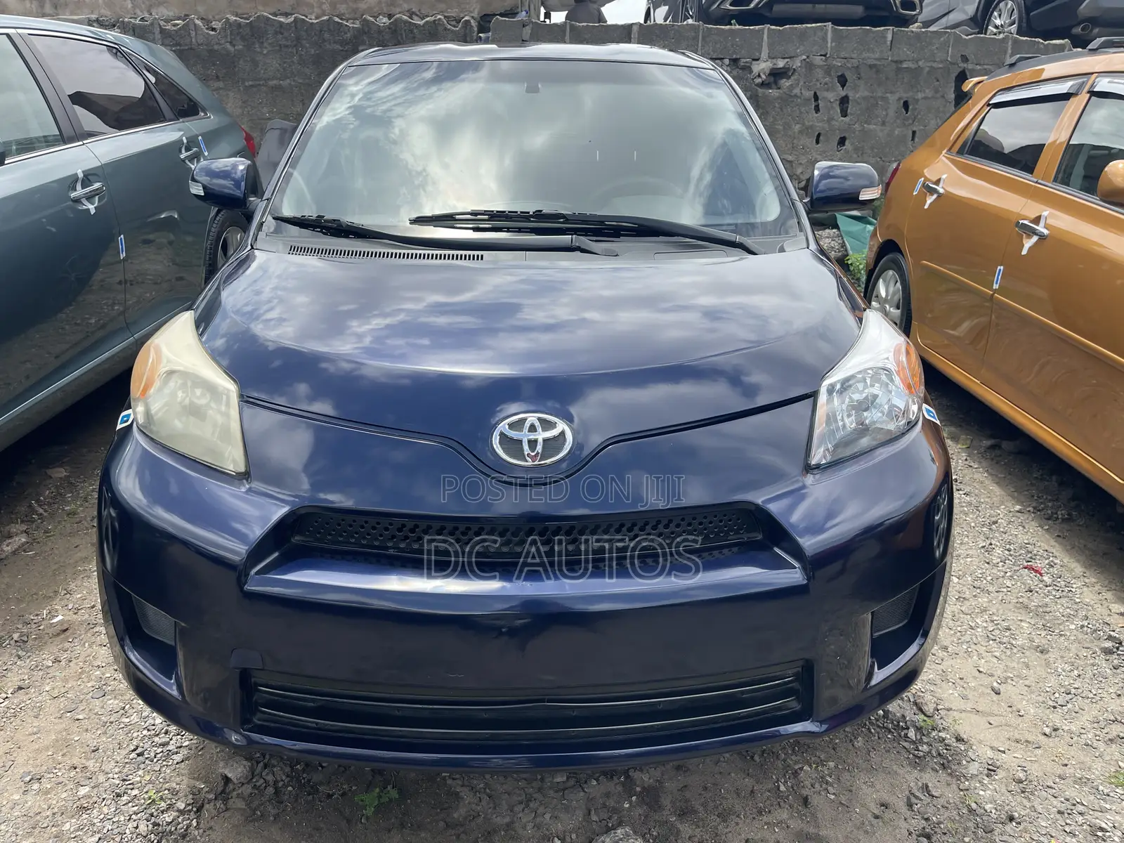 Scion xD Base 2010 Blue