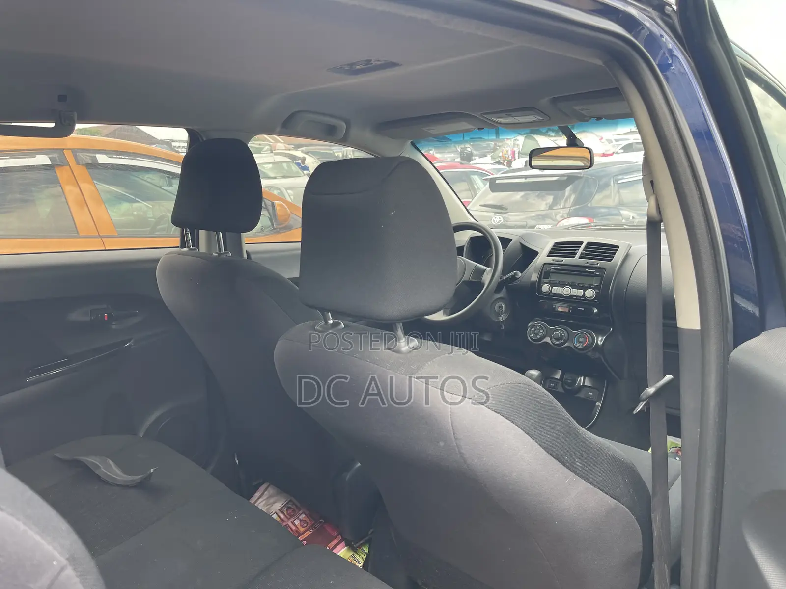 Scion xD Base 2010 Blue