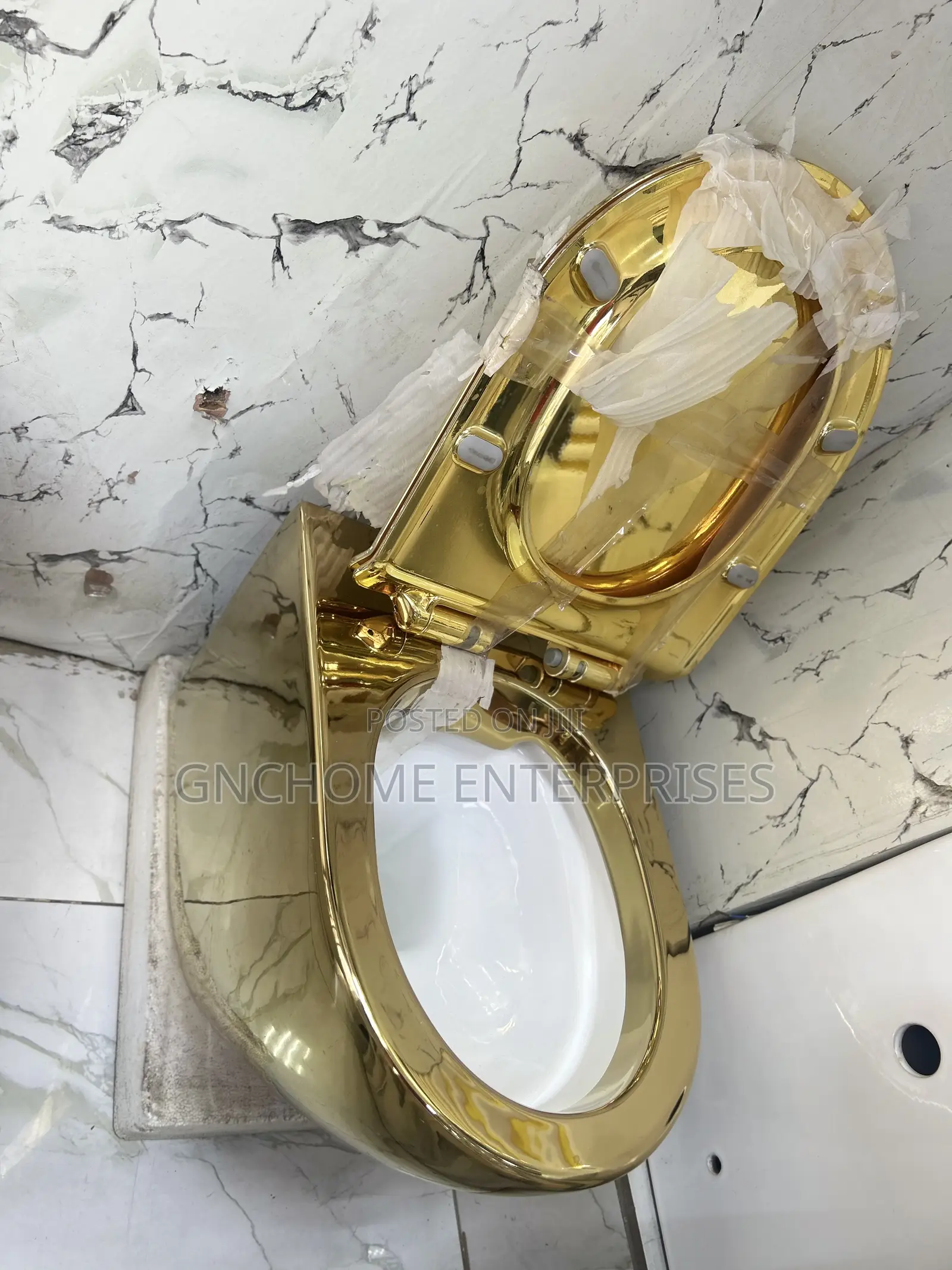 Gold Wall Mounted Wc