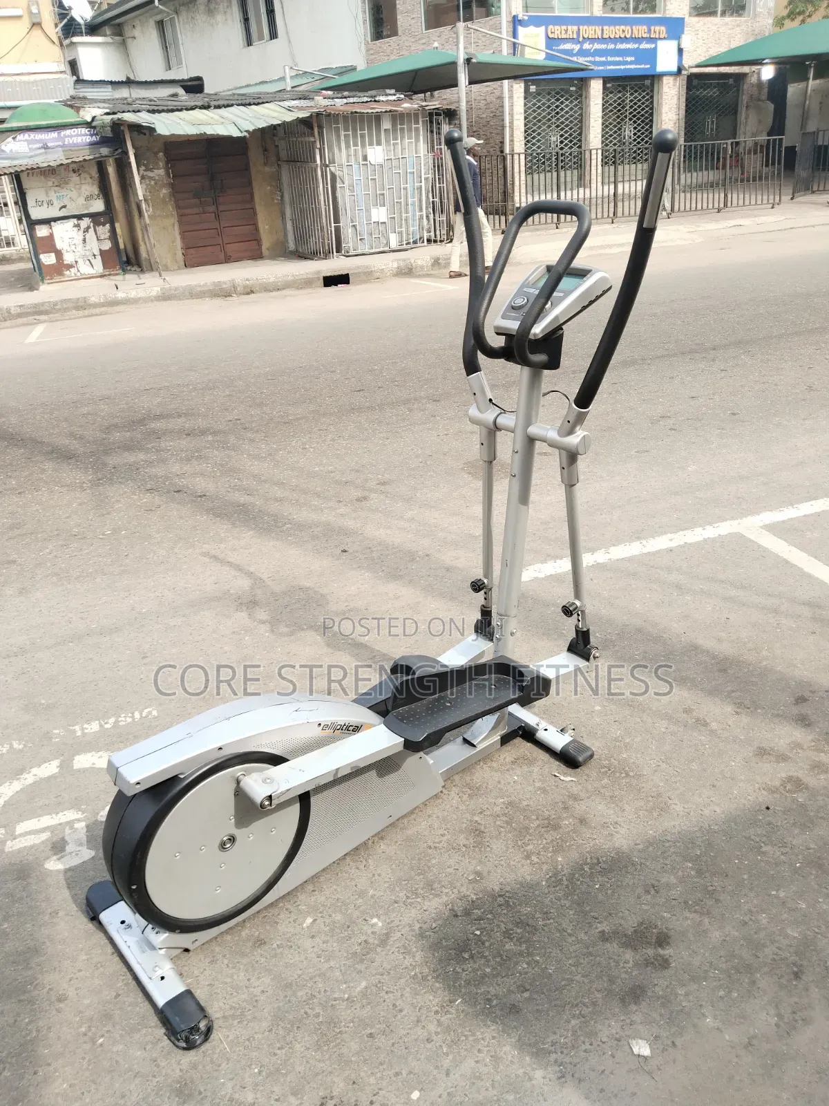 Commercial Elliptical X7 Ergometer Cross Trainer Bike.