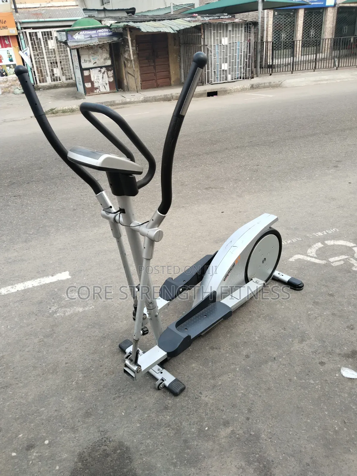 Commercial Elliptical X7 Ergometer Cross Trainer Bike.